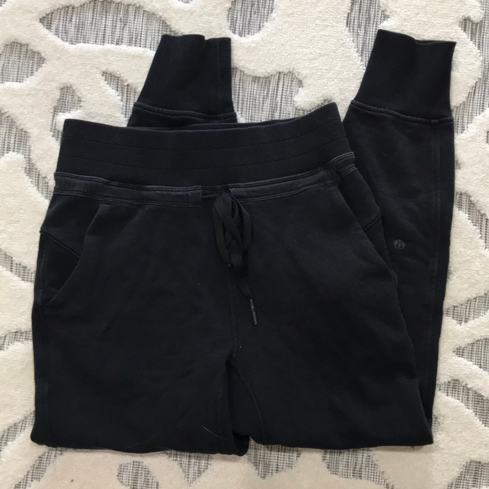 Lululemon Press Pause Jogger II 25.5” Size 4